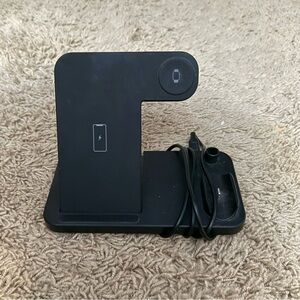 4 in 1 Charging Station